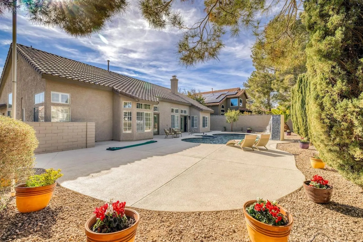 Brand New Listing Modern Hacienda Home Heated Pool Las Vegas 0*,  ABD
